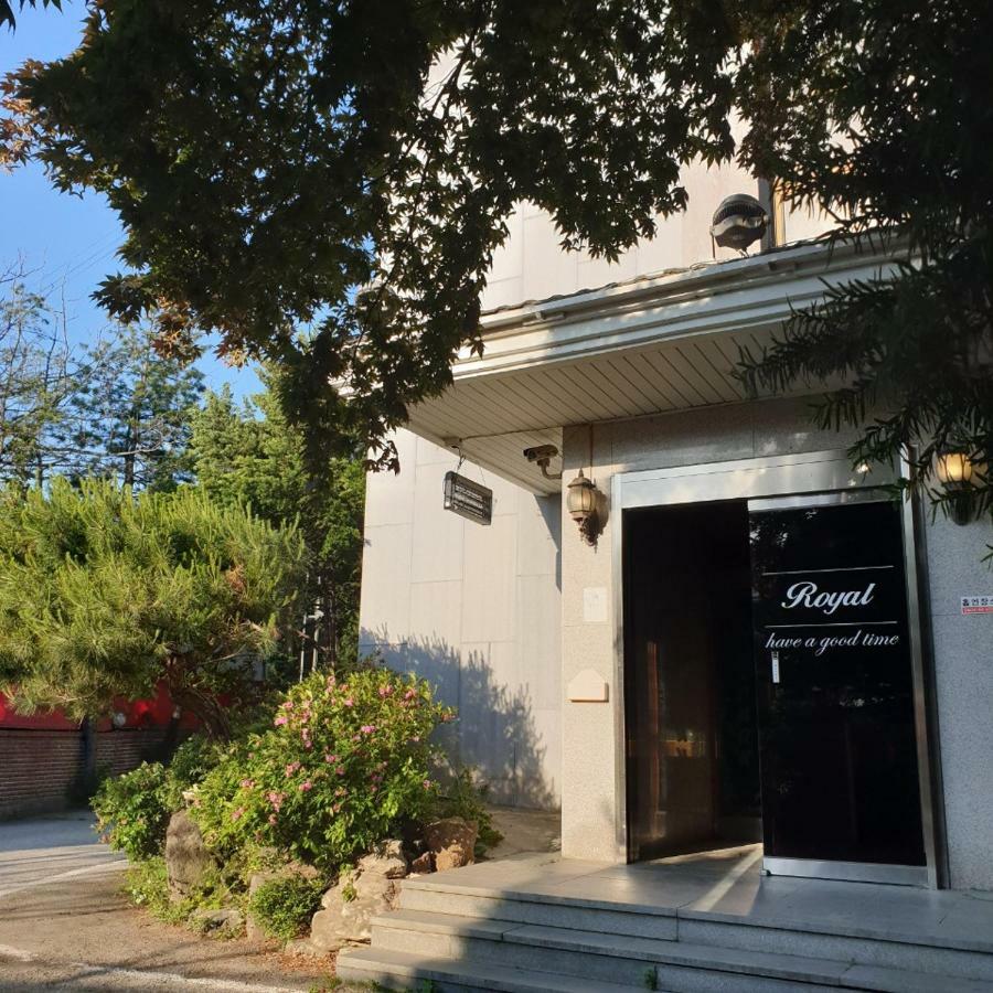 Pocheon Royal Hotell Eksteriør bilde