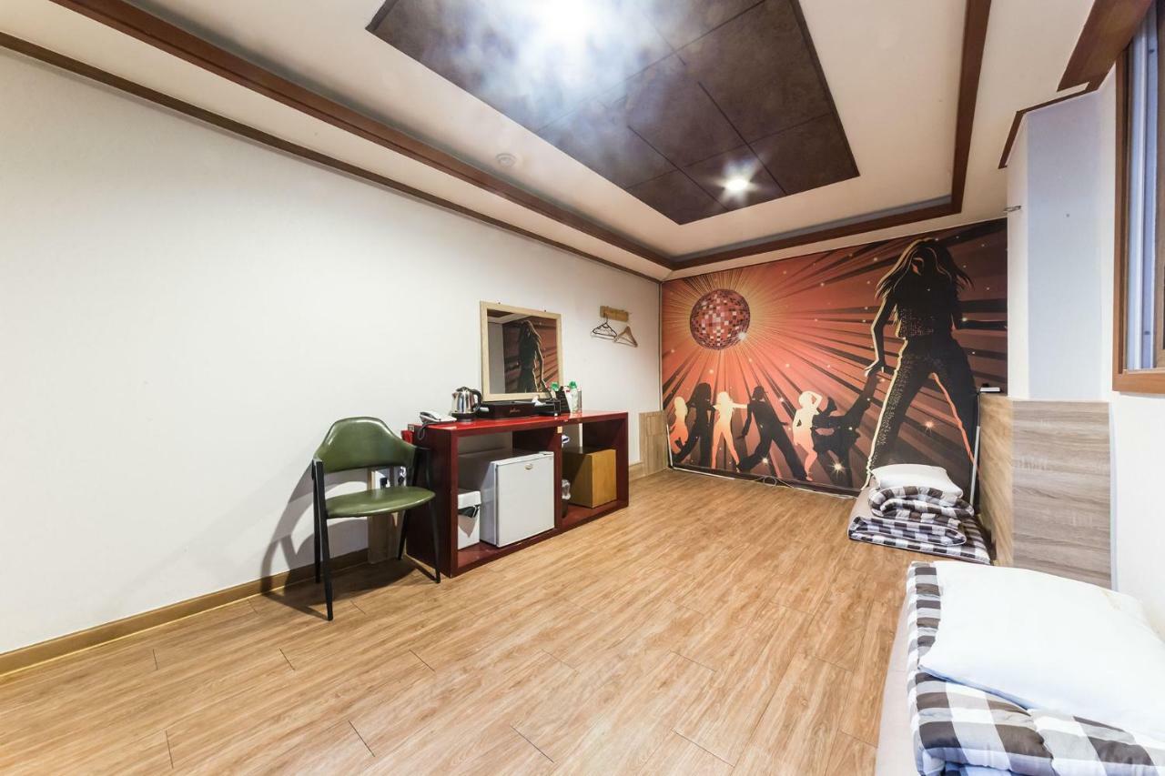 Pocheon Royal Hotell Eksteriør bilde
