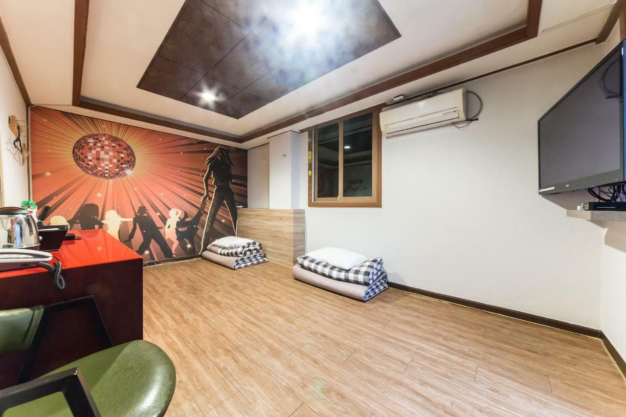 Pocheon Royal Hotell Eksteriør bilde